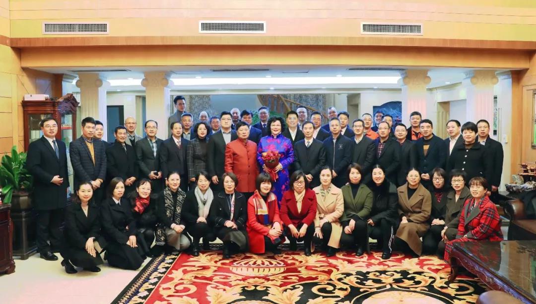 Uwin电竞 - Uwin创立电竞人生